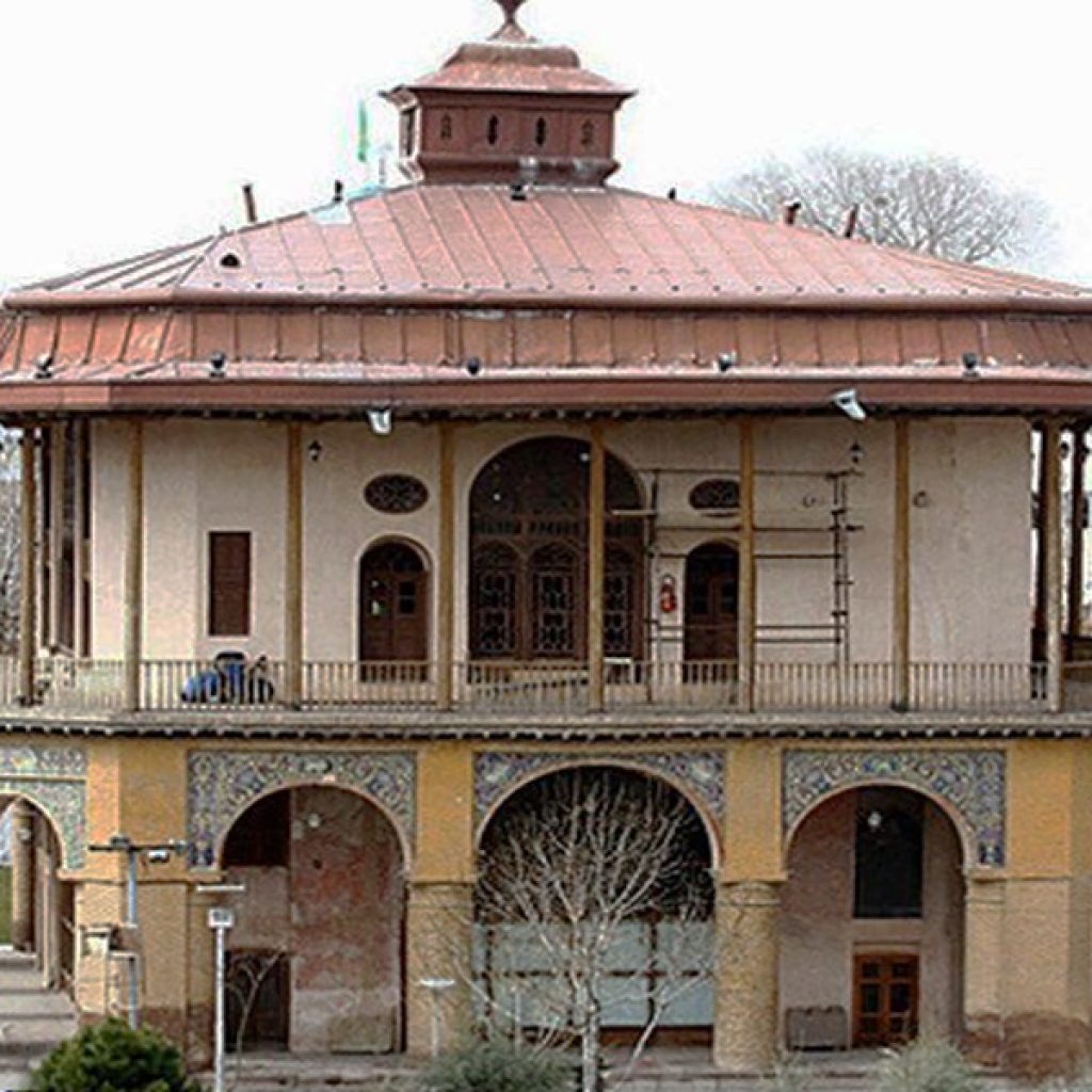 Qazvin Chehel Sotun Palace