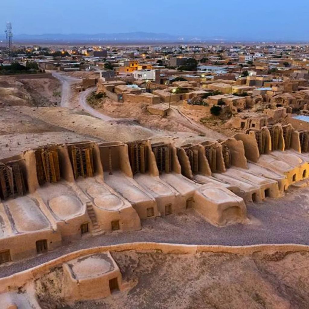 Nashtifan Windmills